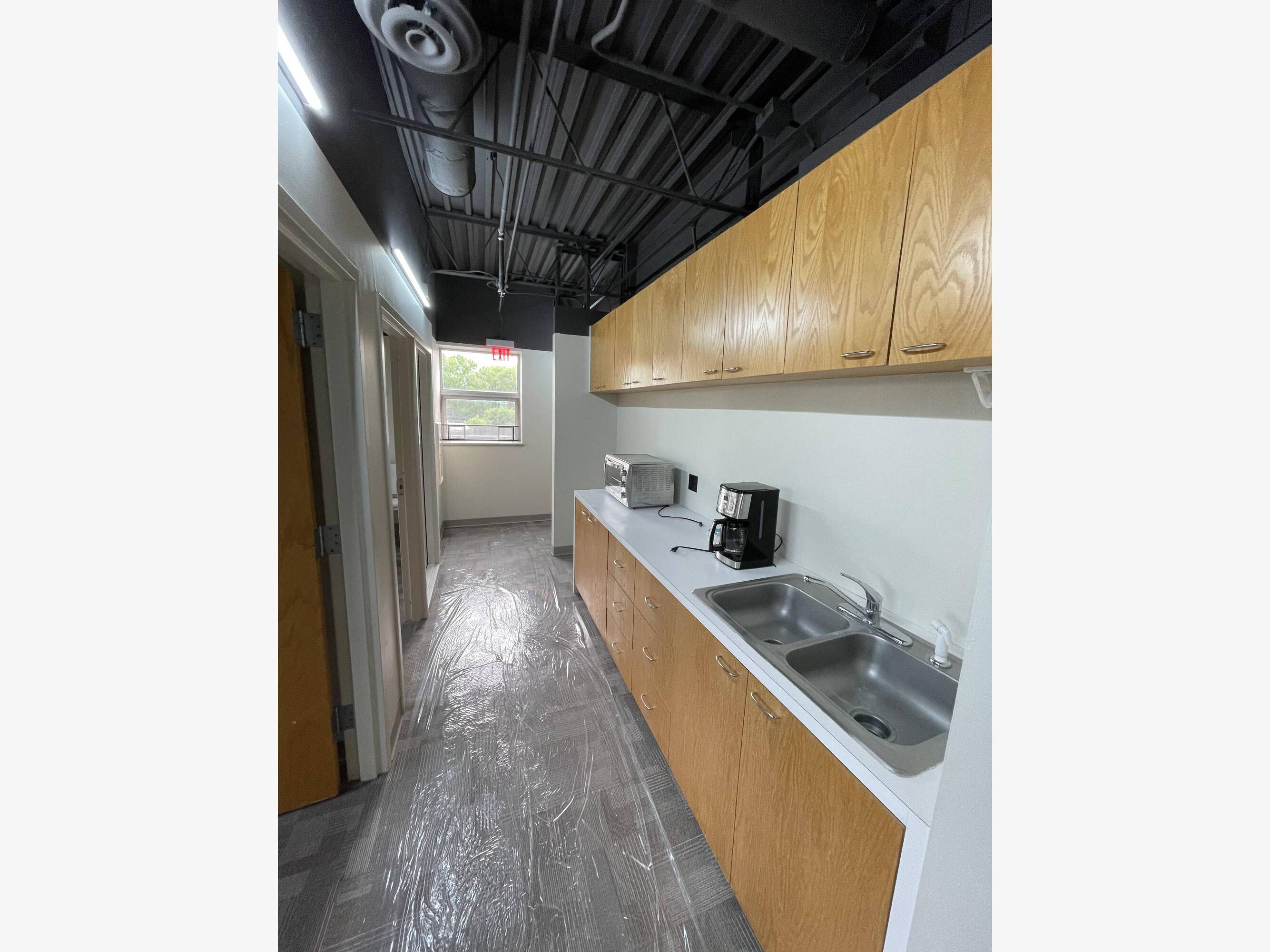 3275003