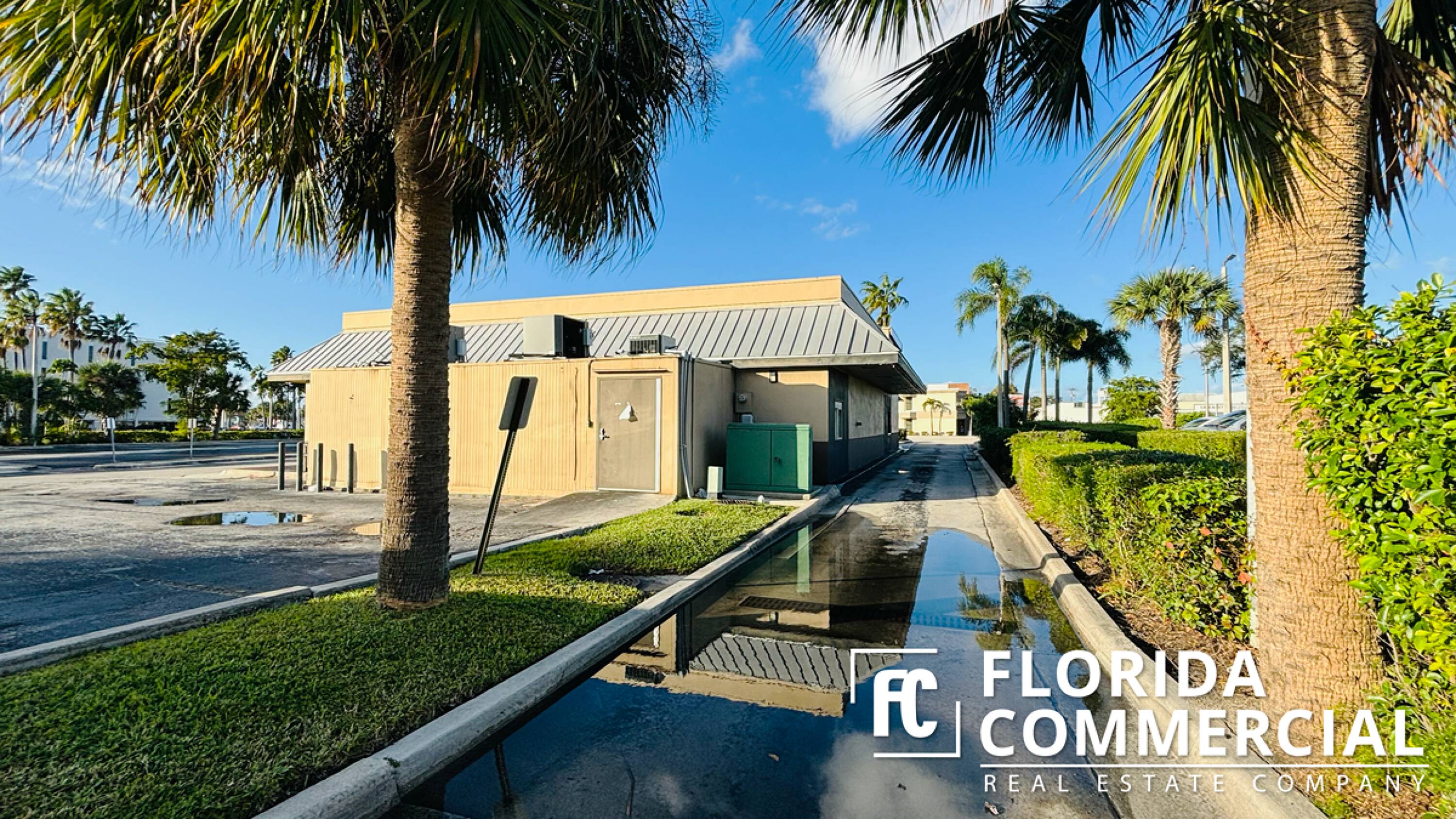 920 SE Federal Hwy, Stuart, FL 34994