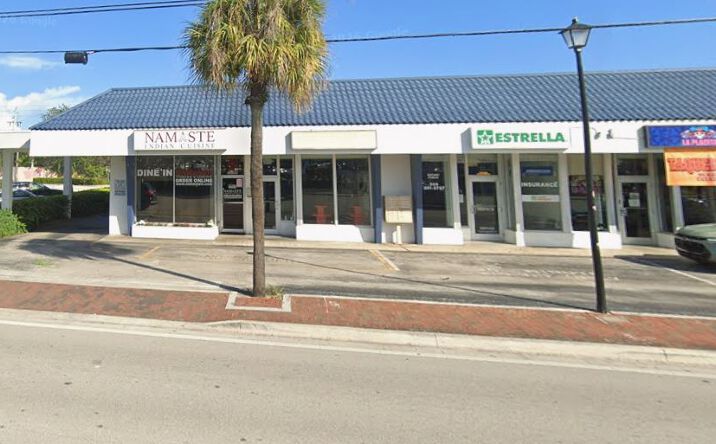 Pictures of Retail, Office property located at 12747 Biscayne Blvd, North Miami, FL 33181 for lease - image #1