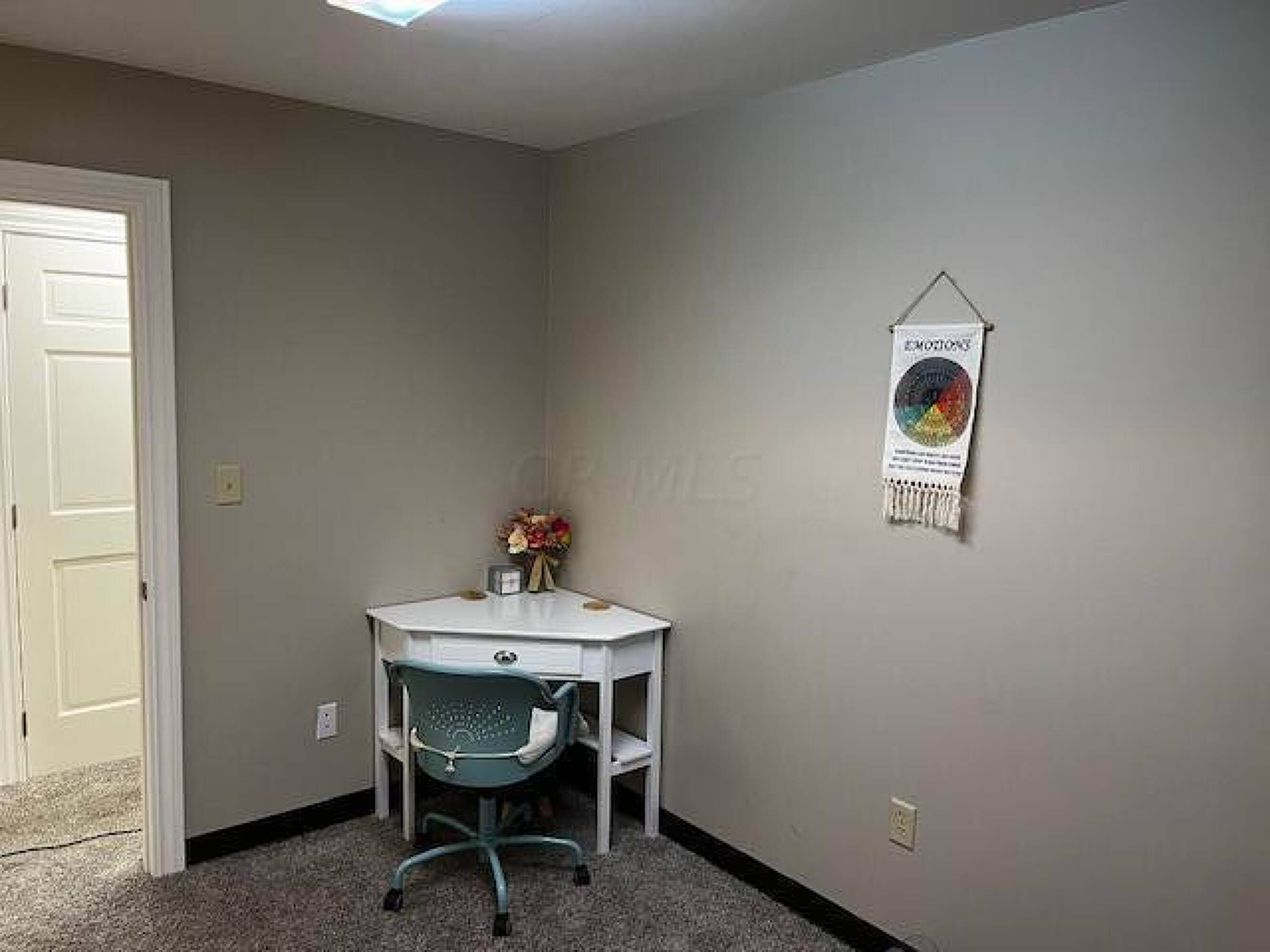 131 Oak Meadow Drive, Pataskala, OH 43062