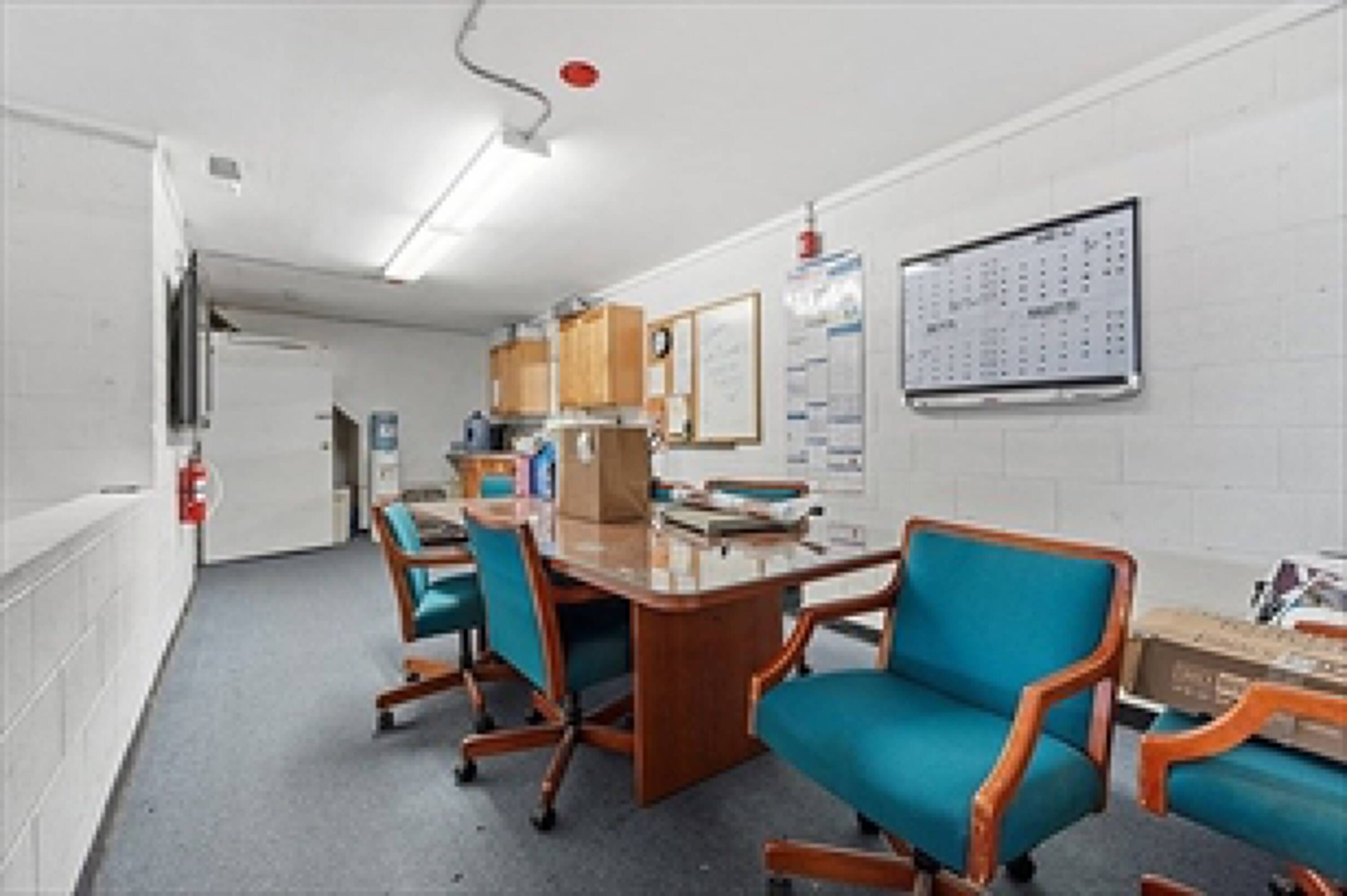 297 Hamilton St, Leominster, MA 01453