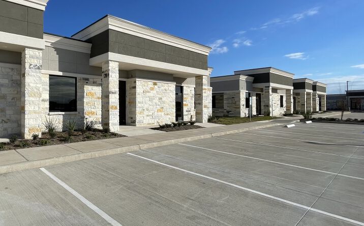 Pictures of Office property located at 25145 Star Ln, Katy, TX 77494 for lease - image #1