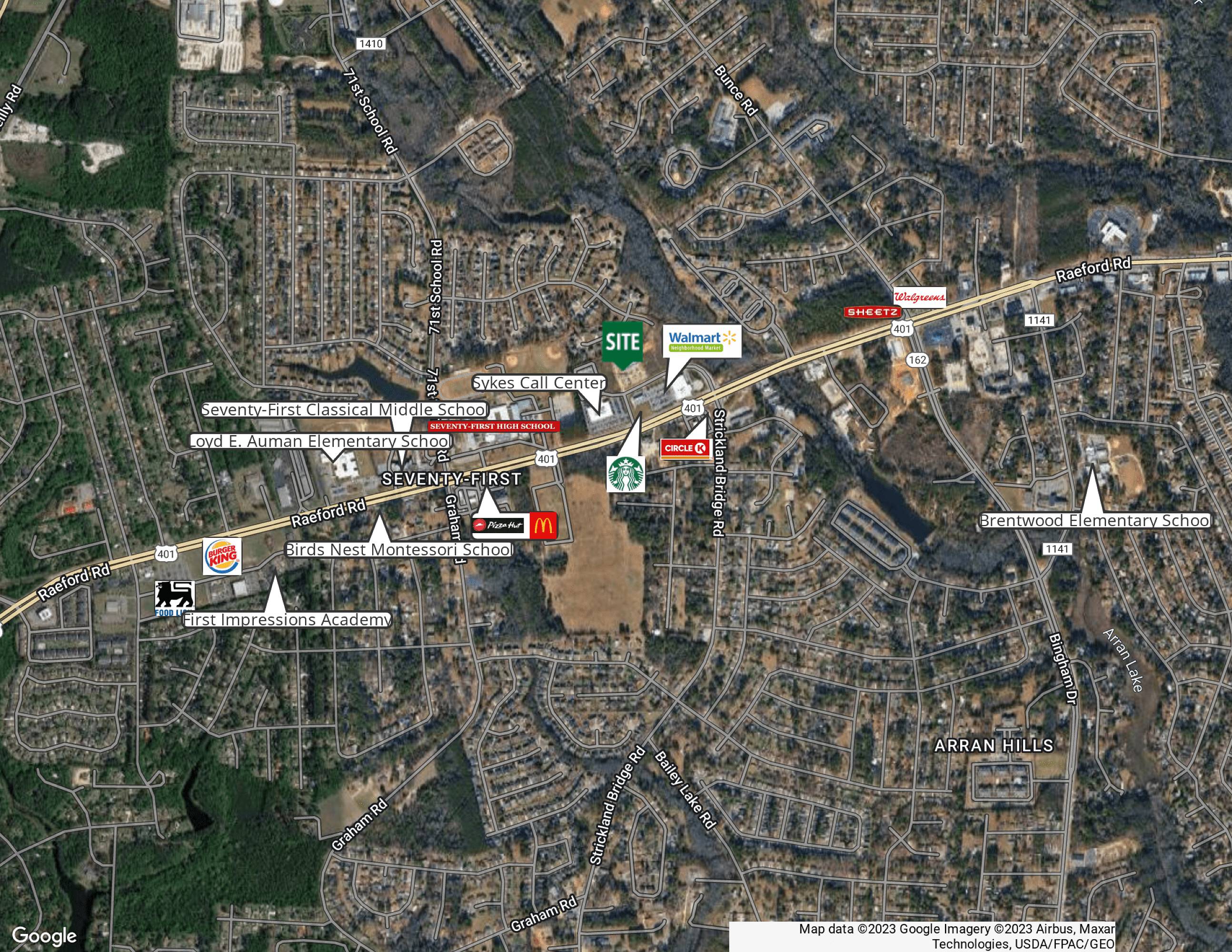 951 Strickland Bridge Rd, Fayetteville, NC 28314