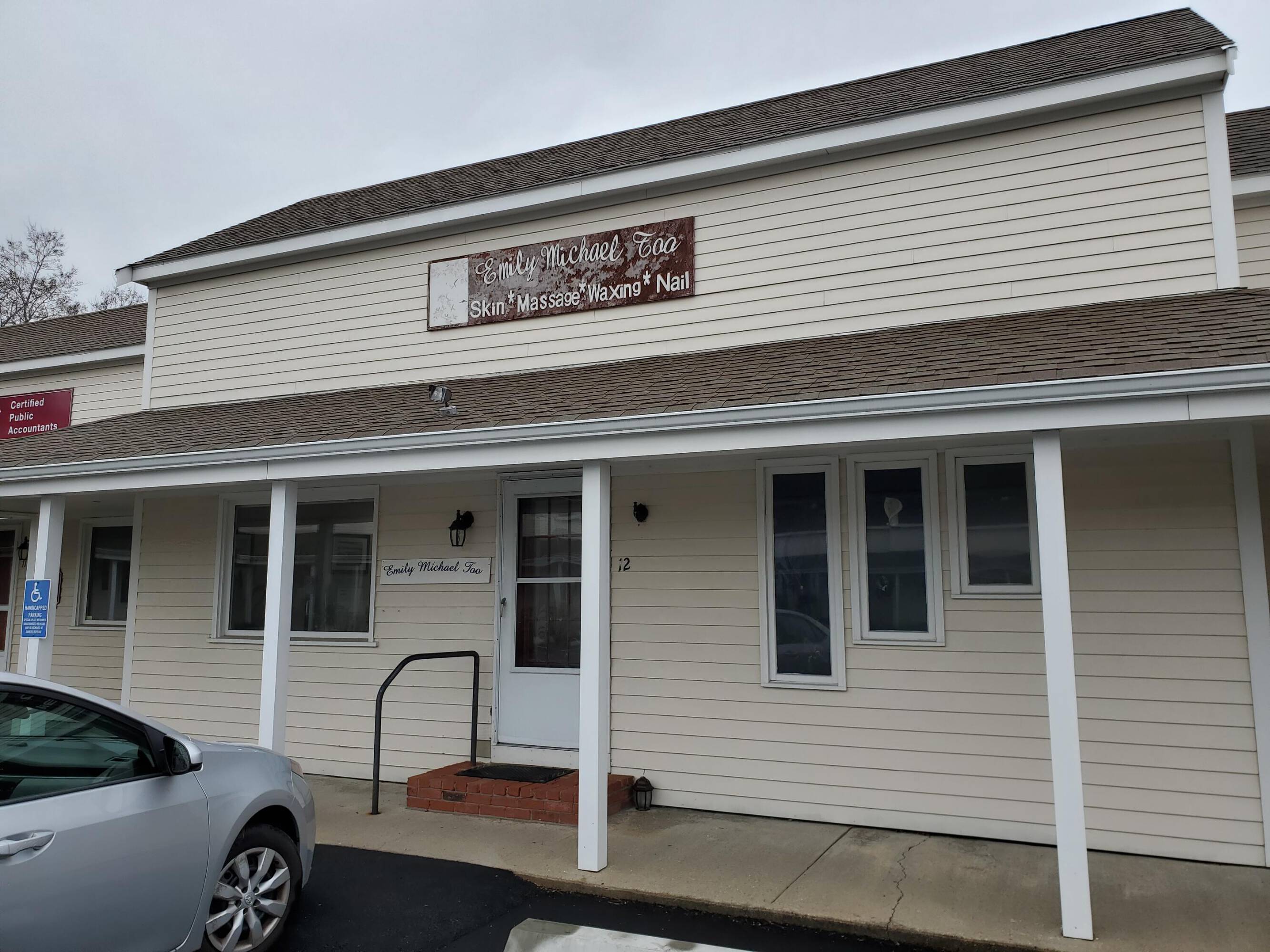 35 MA134, South Dennis, MA 02660