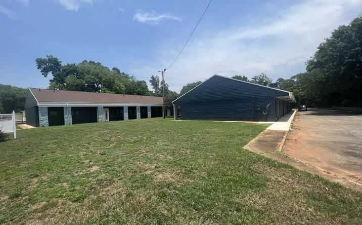 Pictures of Retail, Office, Special Purpose property located at 511 N Cobb St, Milledgeville, GA 31061 for lease - image #1