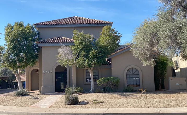 Pictures of Office property located at 8747 E Vía De Commercio, Scottsdale, AZ 85258 for lease - image #1