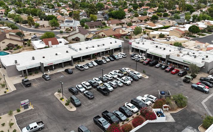 Pictures of Retail property located at 2120 W Guadalupe Rd, Mesa, AZ 85202 for lease - image #1