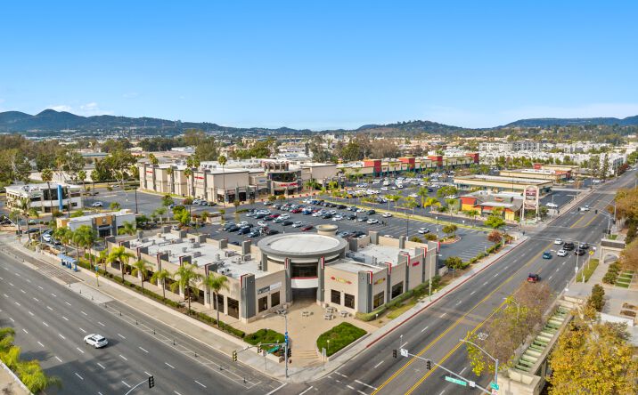 Pictures of Retail, Restaurant property located at 310 W Valley Pkwy, Escondido, CA 92025 for lease - image #1