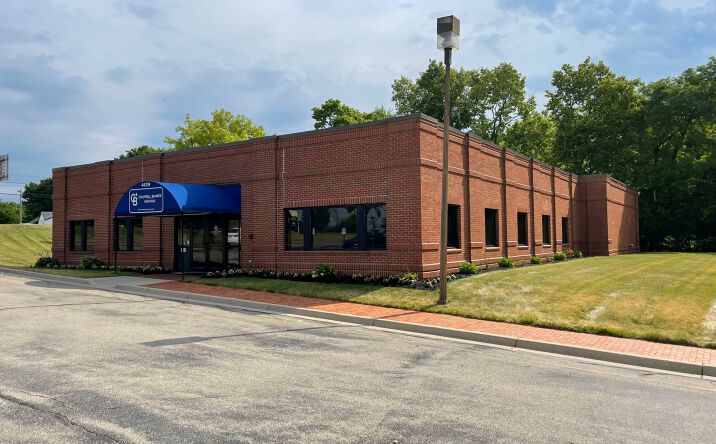 Pictures of Office property located at 4139 Colonel Glenn Hwy, Beavercreek, OH 45431 for lease - image #1