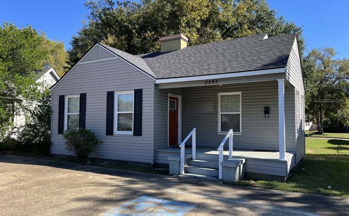 Pictures of Office property located at 3545 Youree Dr, Shreveport, LA 71105 for lease - image #1