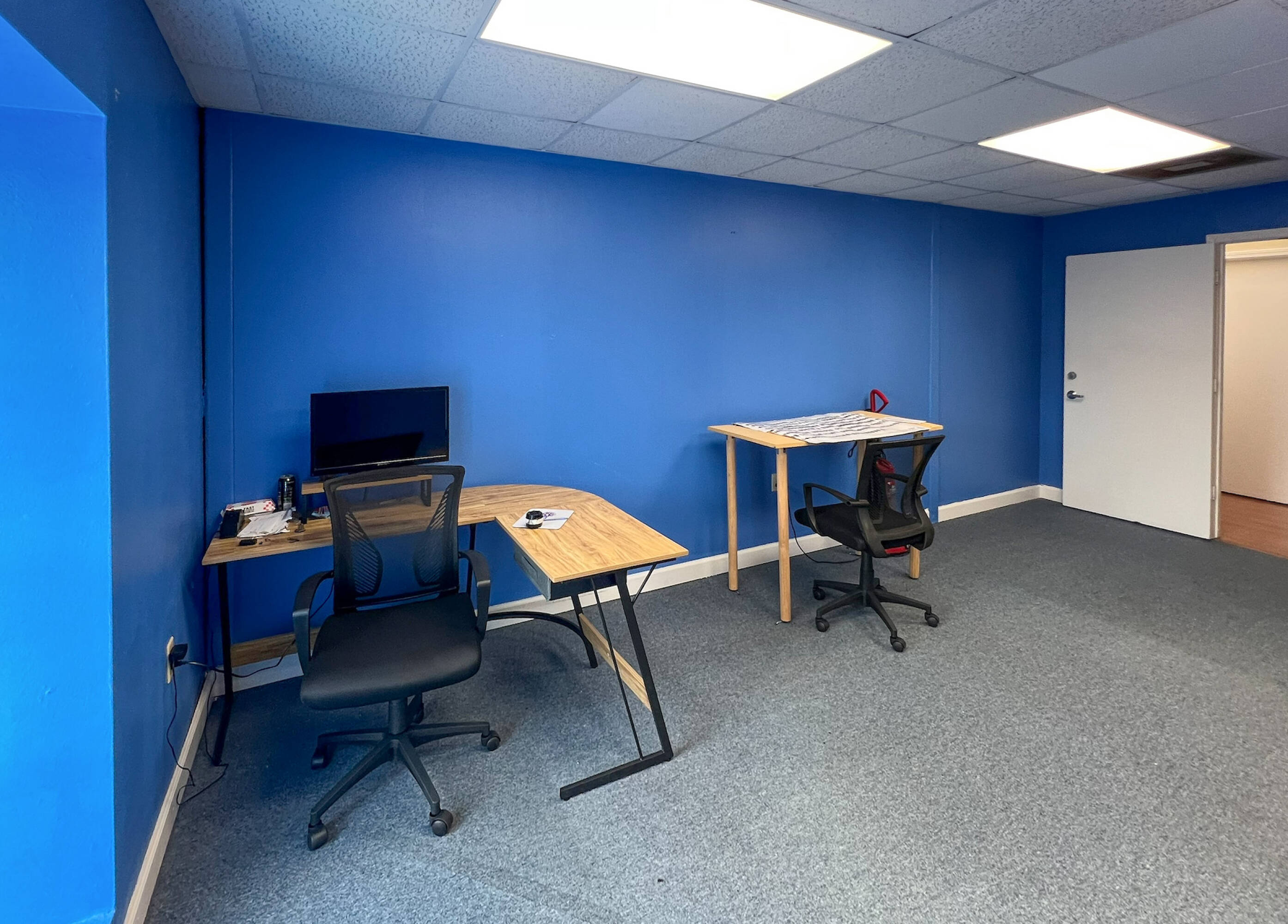 2622 Metairie Lawn Dr, Metairie, LA 70002