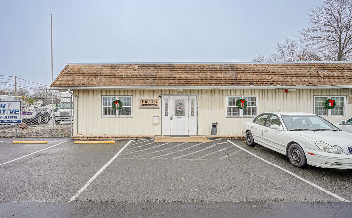 Pictures of Office property located at 100 W Narberth Terrace, Collingswood, NJ 08108 for lease - image #1