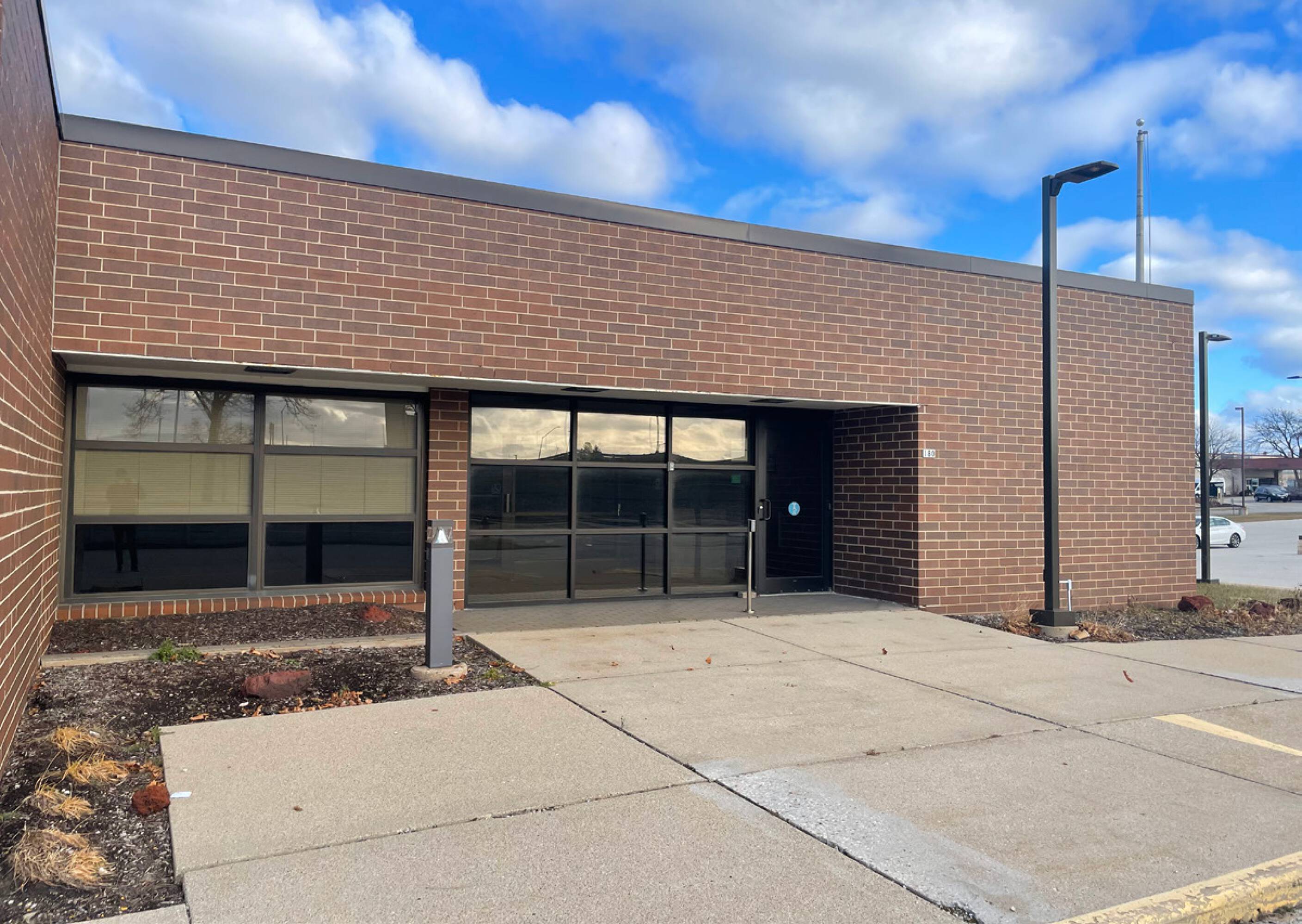 180 W Grange Ave, Milwaukee, WI 53207 | Crexi.com