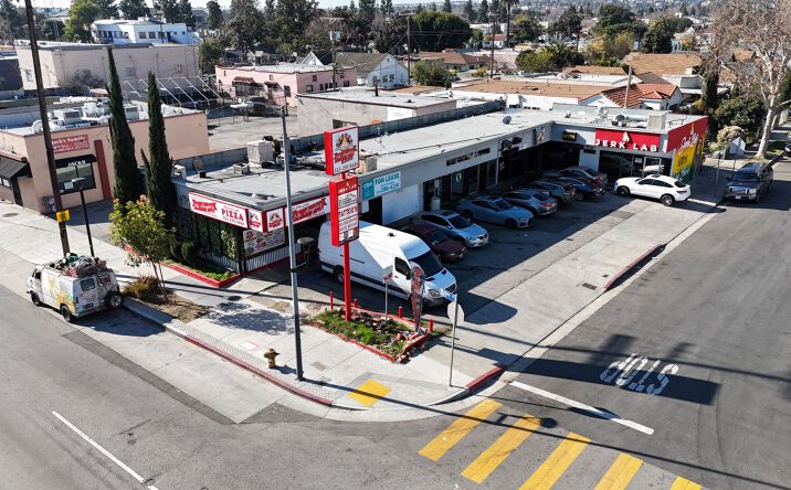 Pictures of Retail property located at 3961 S Western Ave, Los Angeles, CA 90062 for lease - image #1