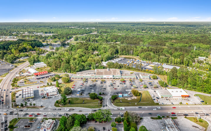 Pictures of Retail property located at 9616 Hwy 78, Ladson, SC 29456 for lease - image #1