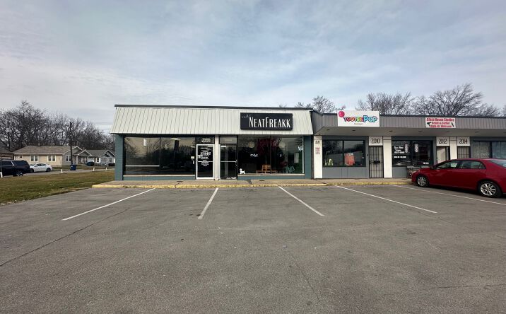 Pictures of Retail property located at 2008 E 46th St, Indianapolis, IN 46205 for lease - image #1