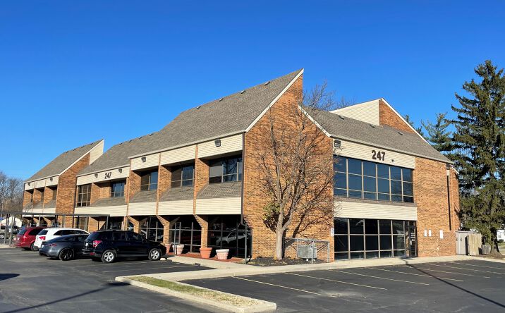 Pictures of Office property located at 247 S Burnett Rd, Springfield, OH 45505 for lease - image #1