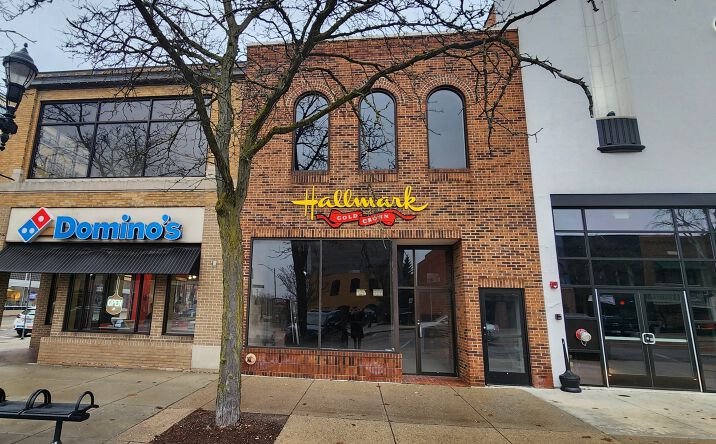 Pictures of Retail property located at 228 S Washington Square, Lansing, MI 48933 for lease - image #1
