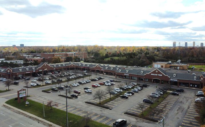 Pictures of Retail property located at 26015 – 26255 Greenfield Rd, Southfield, MI 48075 for lease - image #1
