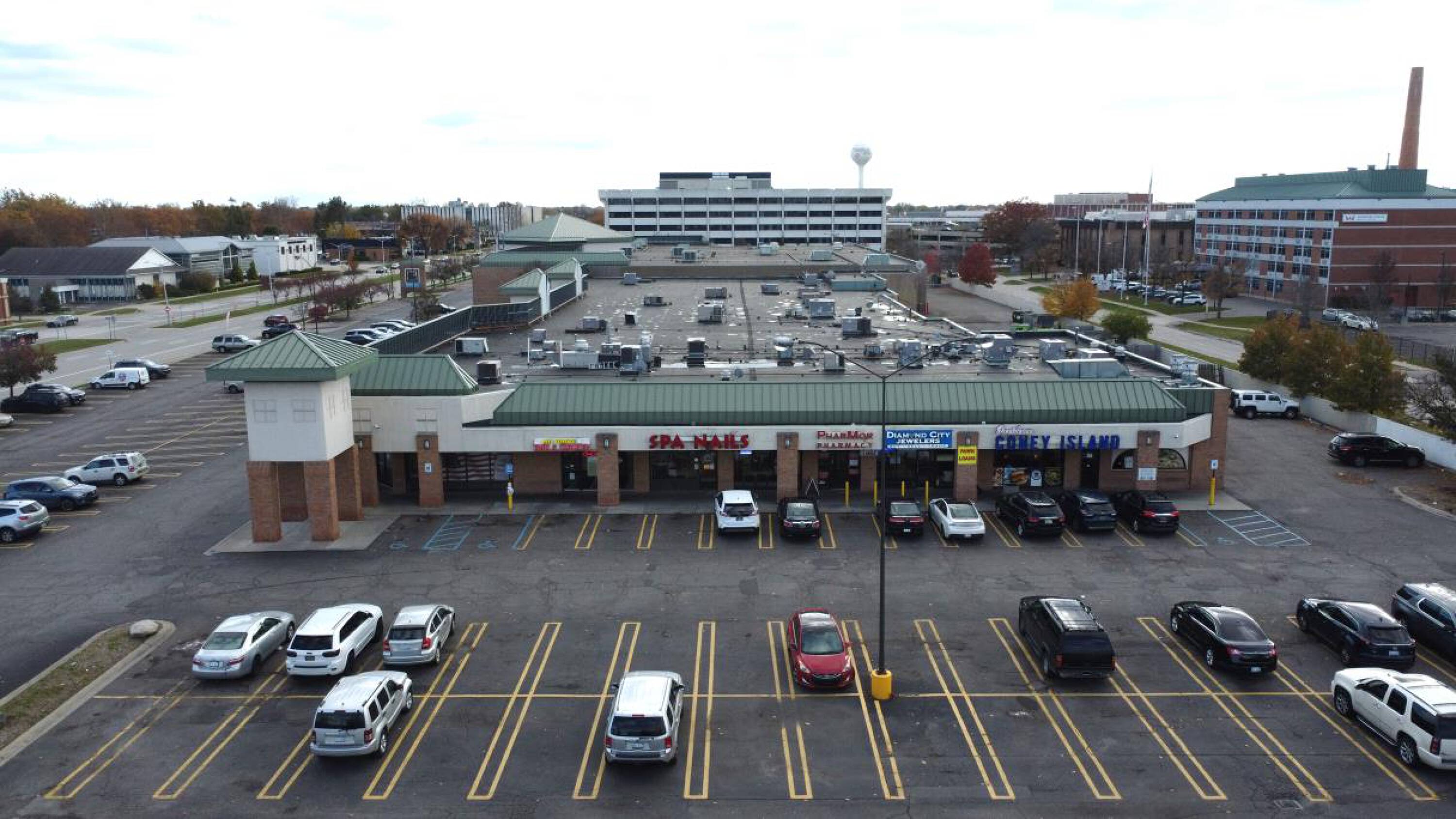 22555 22883 Greenfield Plaza, Southfield, MI 48075