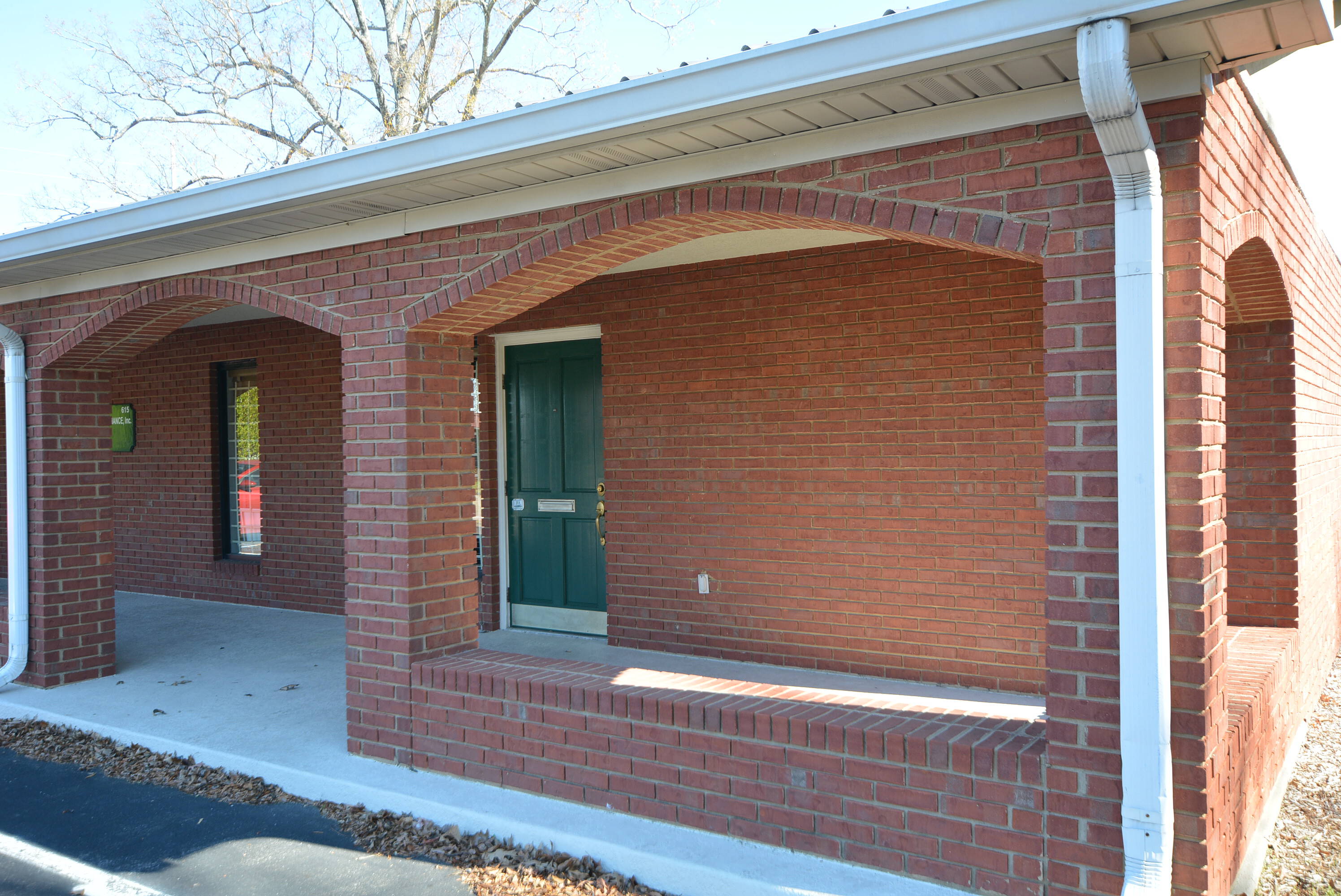 617 Wilmer Ave, Anniston, AL 36201