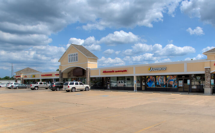 Pictures of Retail property located at 55 Pearl Rd, Brunswick, OH 44212 for sales - image #1