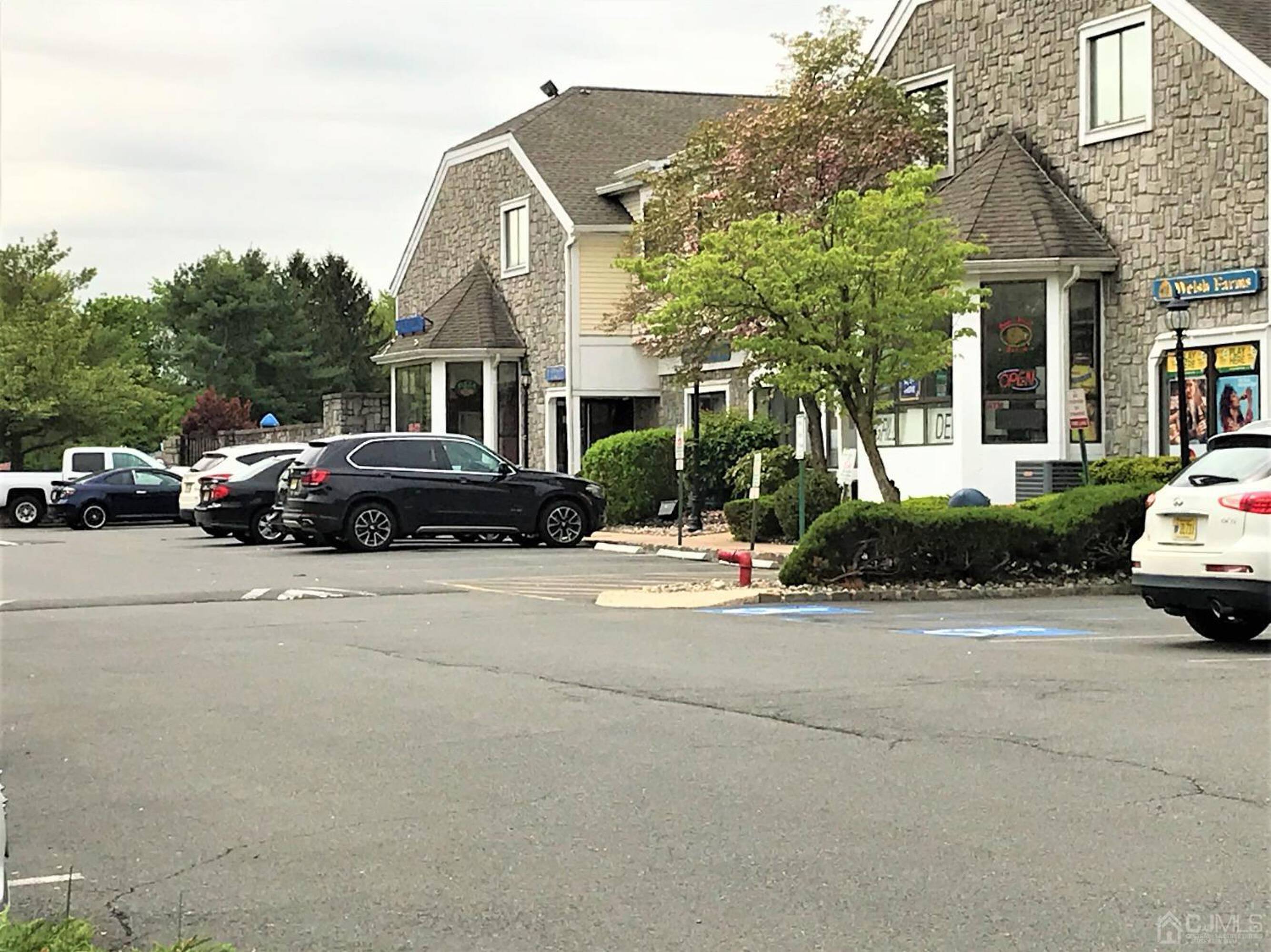 4 Towne center Drive, North Brunswick, NJ 08902