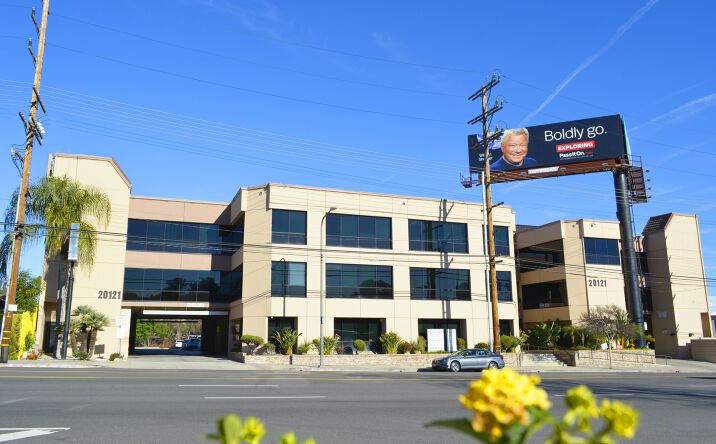 Pictures of Office property located at 20121 Ventura Blvd, Los Angeles, CA 91364 for lease - image #1