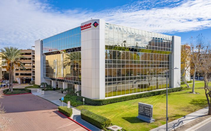 Pictures of Office property located at 6200 Canoga Ave, Los Angeles, CA 91367 for lease - image #1
