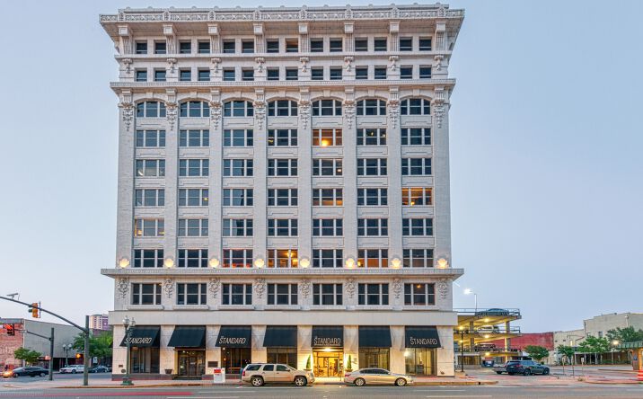 Pictures of Retail, Office, Restaurant property located at 509 Market St, Shreveport, LA 71101 for lease - image #1