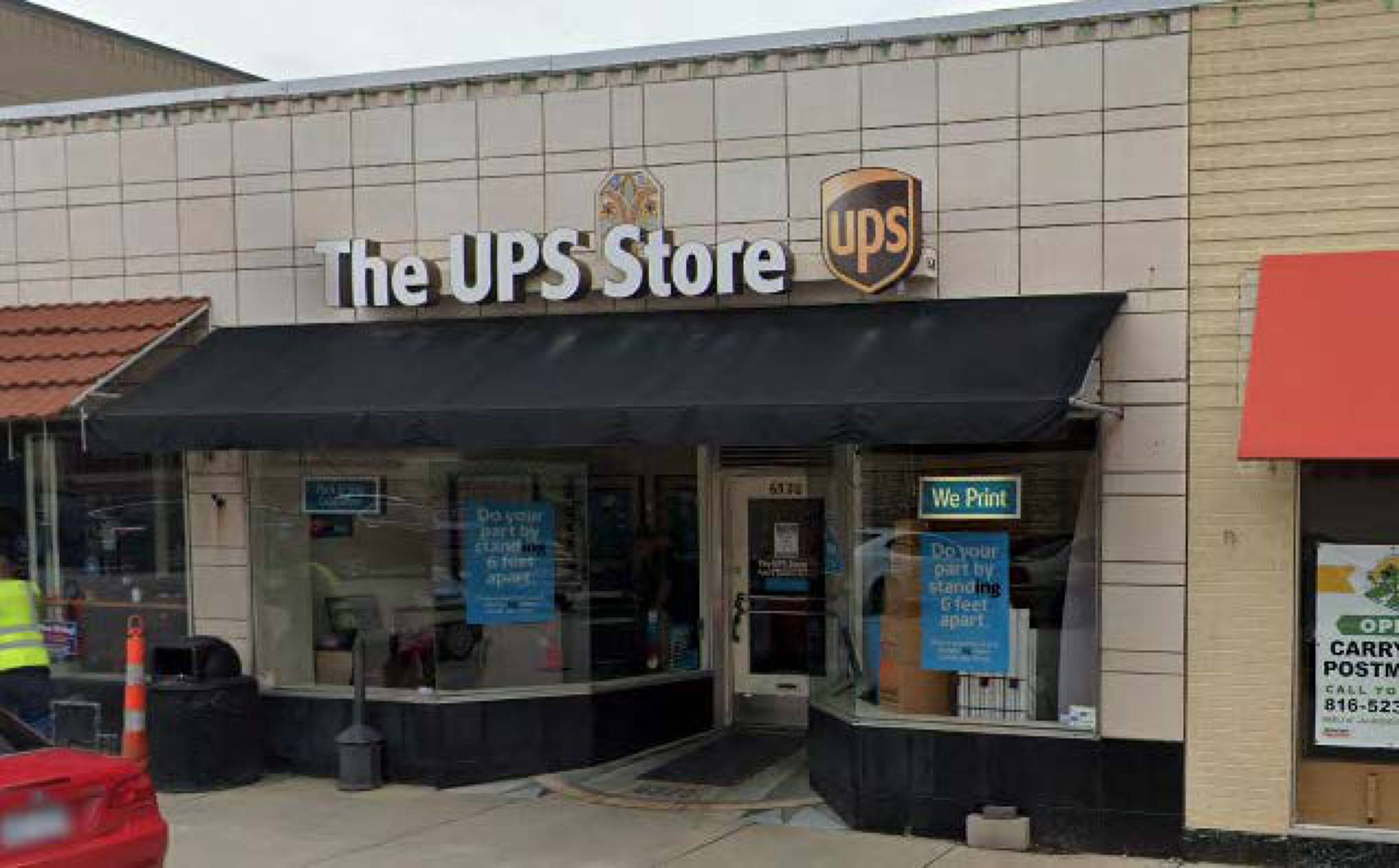 6320 Brookside Plaza, Kansas City, MO 64113