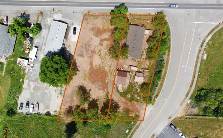 Pictures of Retail, Land property located at 1406 -1412 W Main St, Molalla, OR 97038 for lease - image #1