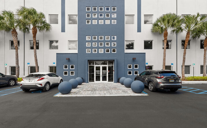 Pictures of Office property located at 7791 NW 46th St, Doral, FL 33166 for lease - image #1