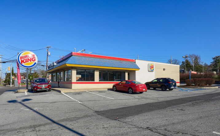 Pictures of Retail property located at 105 S 3rd St, Coopersburg, PA 18036 for lease - image #1