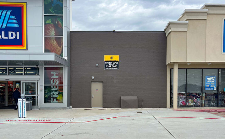 Pictures of Retail property located at 8855 Veterans Memorial Blvd, Metairie, LA 70003 for lease - image #1