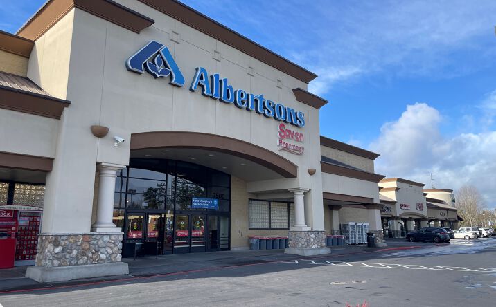Pictures of Retail property located at 7500 SW Baseline St, Hillsboro, OR 97123 for lease - image #1
