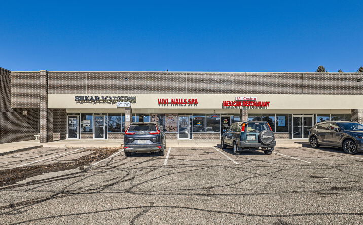 Pictures of Retail property located at 131 W County Line Rd, Littleton, CO 80129 for lease - image #1