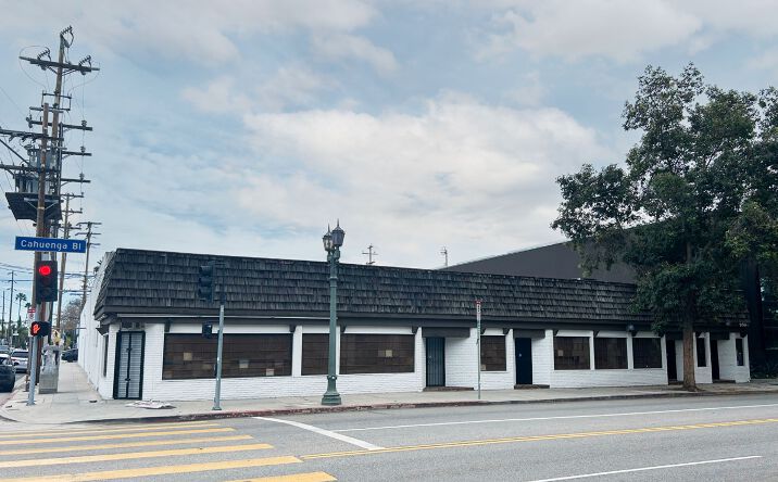 Pictures of Retail, Office, Industrial property located at 950 & 950-A N. Cahuenga Blvd, Los Angeles, CA 90038 for lease - image #1