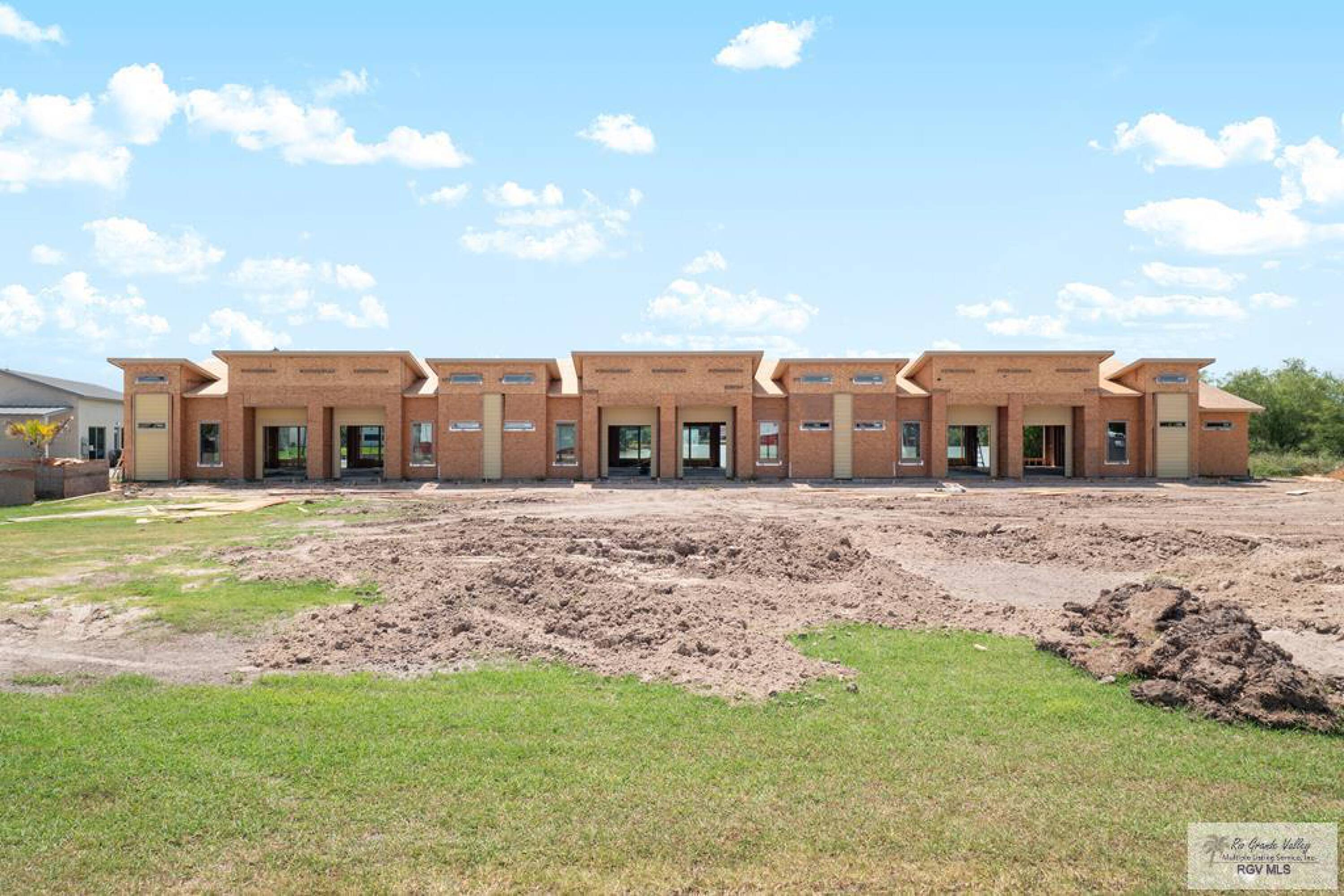 54 PRICE RD., BROWNSVILLE, TX 78521