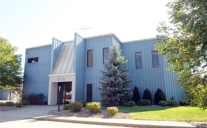 Pictures of Retail, Office, Industrial property located at 11342 E Pike Rd, Cambridge, OH 43725 for lease - image #1