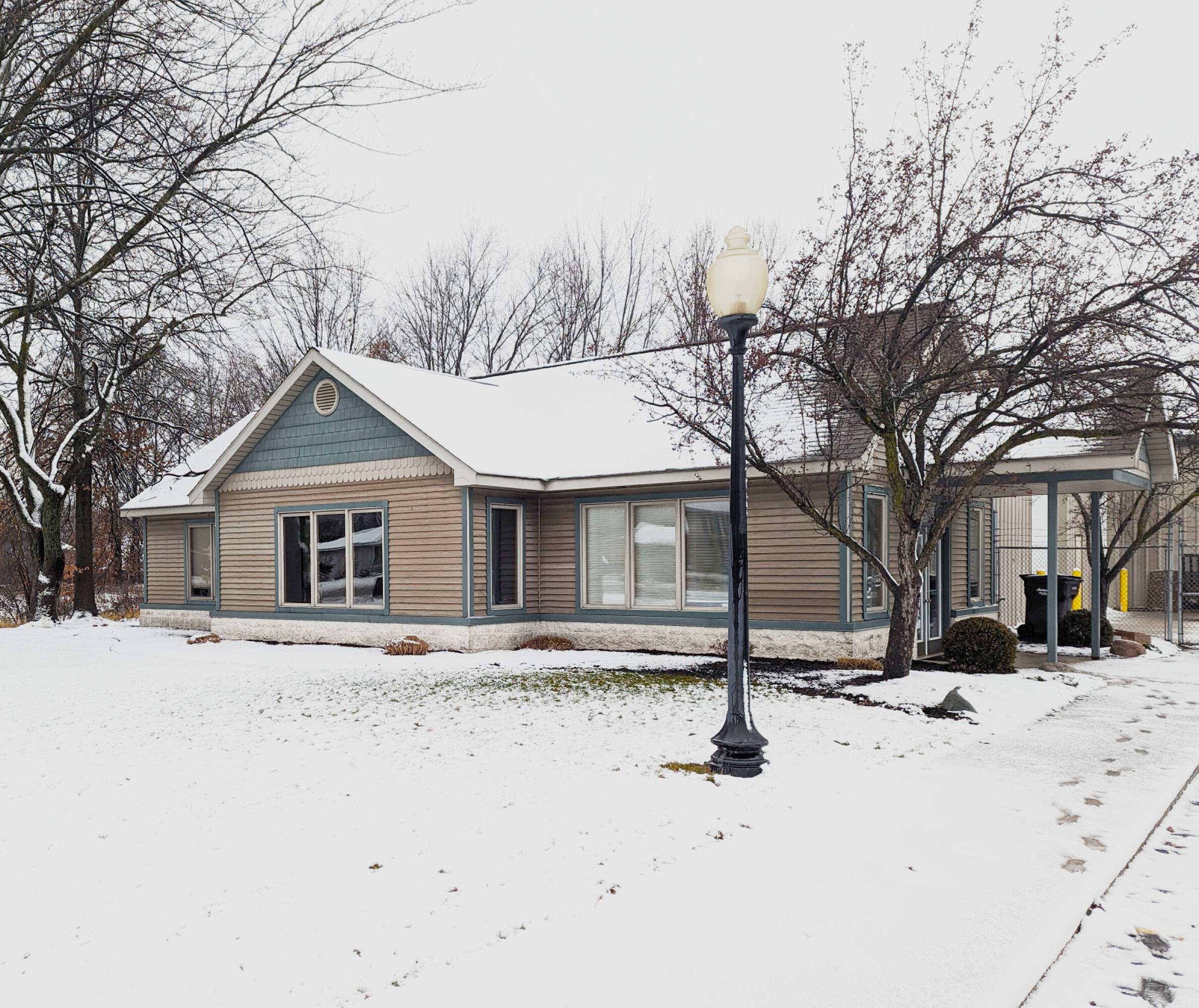 12871 Riley St, Holland, MI 49424