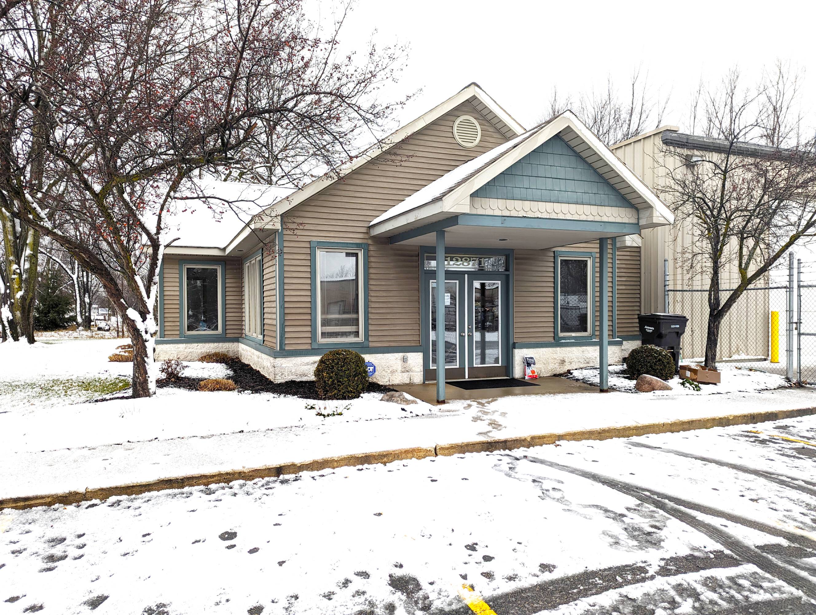 12871 Riley St, Holland, MI 49424