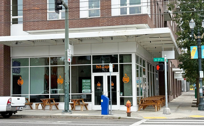 Pictures of Retail, Restaurant property located at 676 SE Morrison St, Portland, OR 97214 for lease - image #1