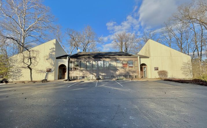 Pictures of Office property located at 1250 Springfield Pike, Cincinnati, OH 45215 for lease - image #1