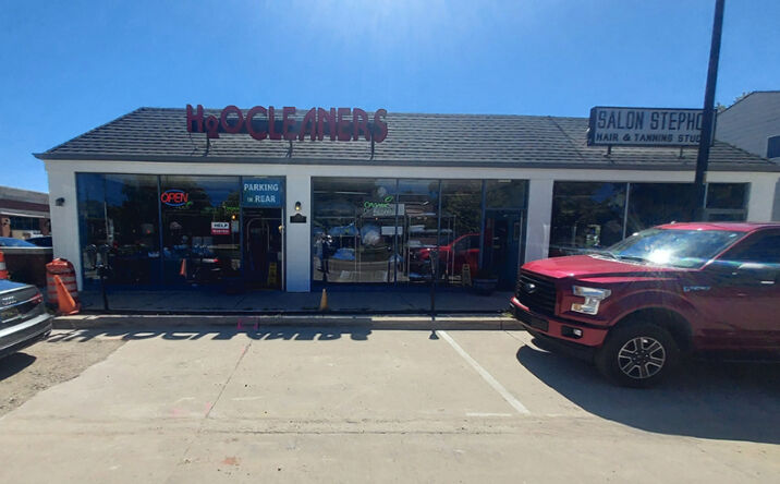 Pictures of Retail property located at 1925 Vernier Rd, Grosse Pointe Woods, MI 48236 for lease - image #1