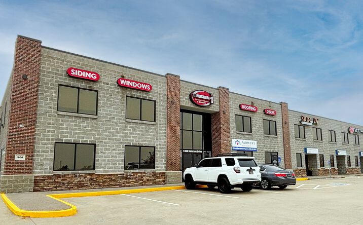 Pictures of Office property located at 1406 Veterans Dr, Omaha, NE 68022 for sales - image #1