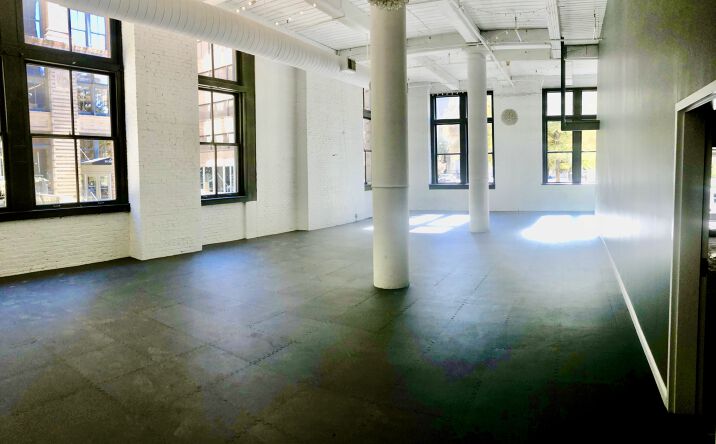 Pictures of Retail, Office, Restaurant property located at 1300 Washington Avenue, St. Louis, MO 63103 for lease - image #1