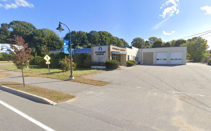 Pictures of Retail, Industrial property located at 172 Main St, South Portland, ME 04106 for lease - image #1
