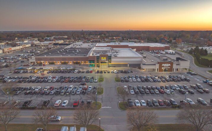 Pictures of Retail property located at 2140-2476 East 116th St, Carmel, IN 46032 for lease - image #1