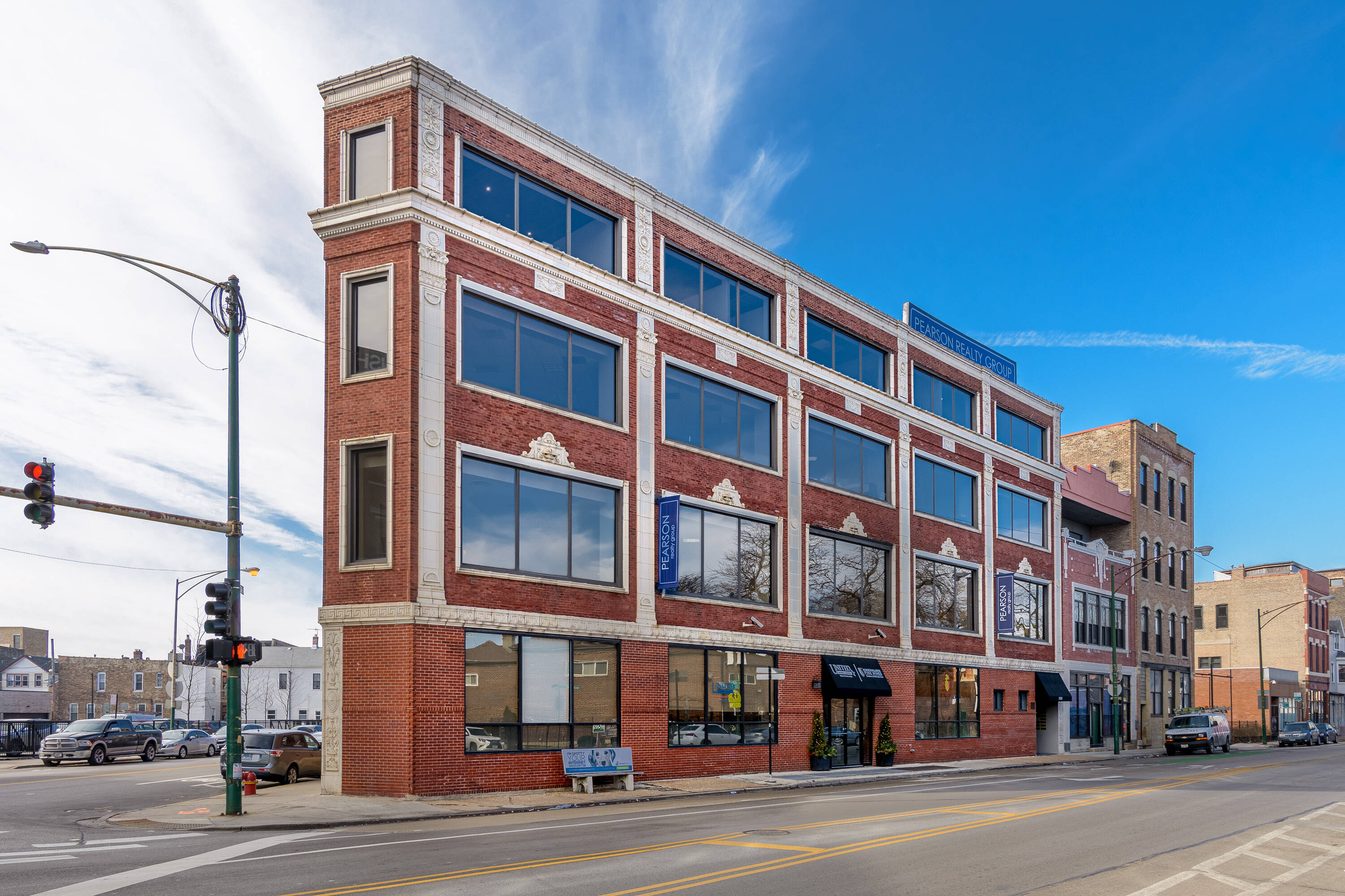1000 N Milwaukee Ave, Chicago, IL 60642 | Crexi.com